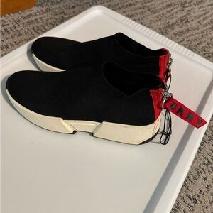 DKNY Marcel slip on sneakers